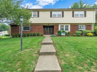 62 Ashburn Rd, Wayne, NJ 07470