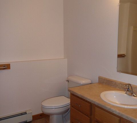 5th image of 1301 Montana St #A