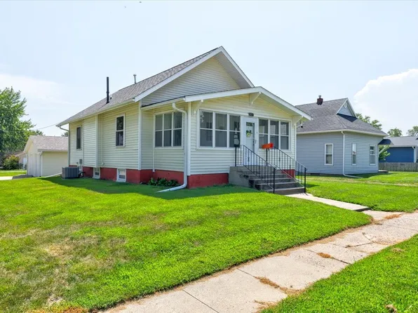 801 S Main St, Woodward, IA 50276