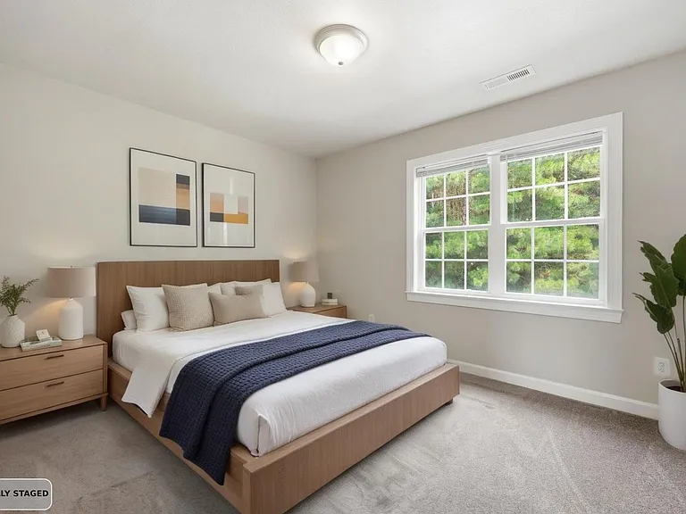 404 Springwood Dr — Photo 25
