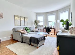 74 Walnut St APT 10, Somerville, MA 02143