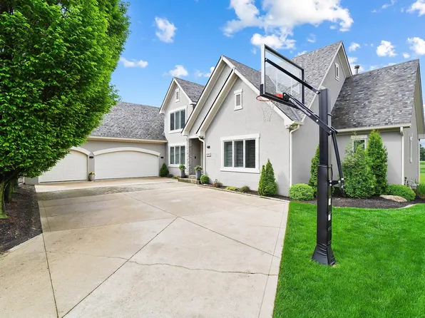 8397 Greenside Dr, Dublin, OH 43017