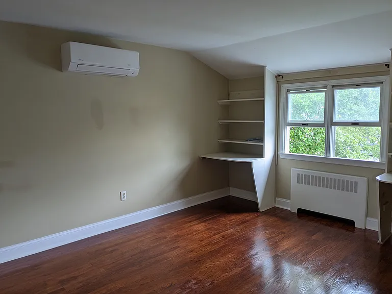 53 Odaniel Ave — Photo 18