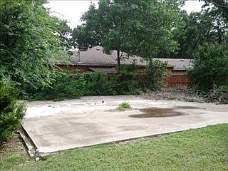 2nd image of 3709 Woodbury Rd