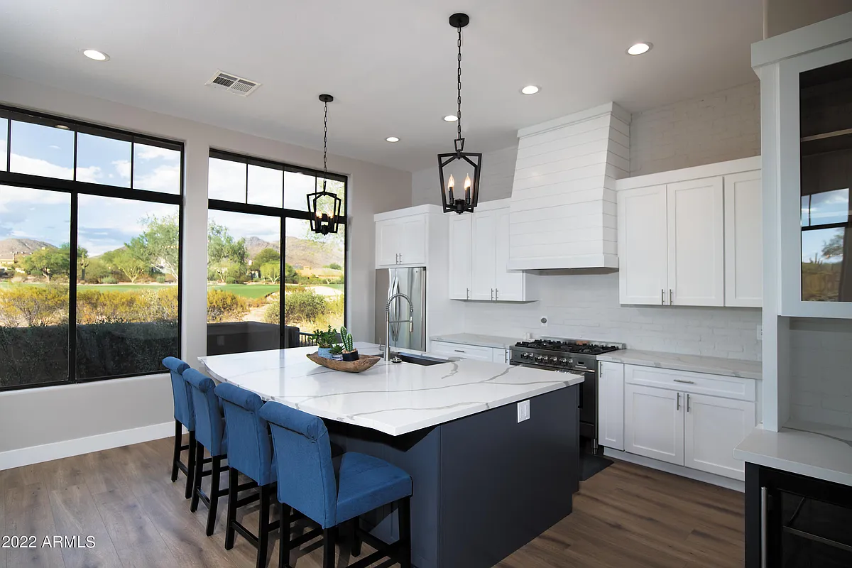Building Photo - 9270 E Thompson Peak Pkwy #346