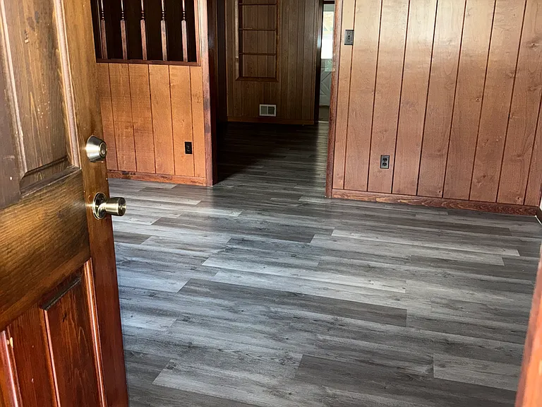 742 Genesee St — Photo 2