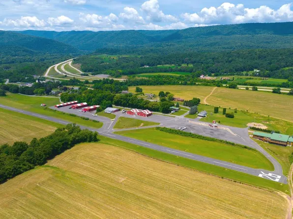 600-650 656 Airport Dr, Mifflintown, PA 17059