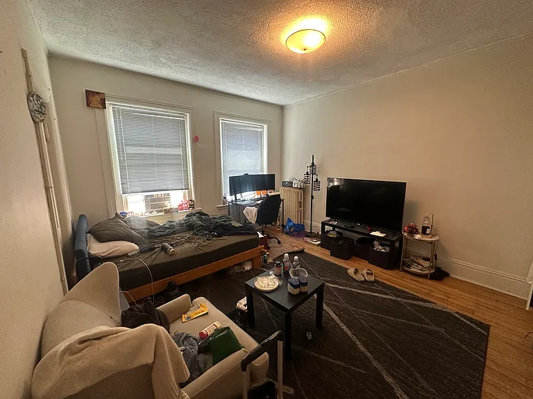20 Glenville Ave #3 — Photo 2