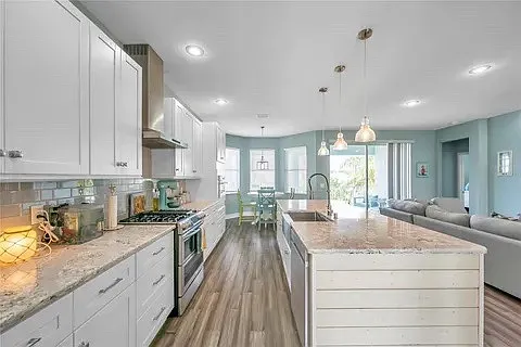 6416 Grenada Island Ave — Photo 9