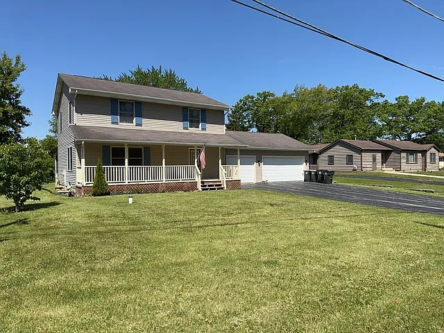 36420 N Tamarack Dr — Photo 1