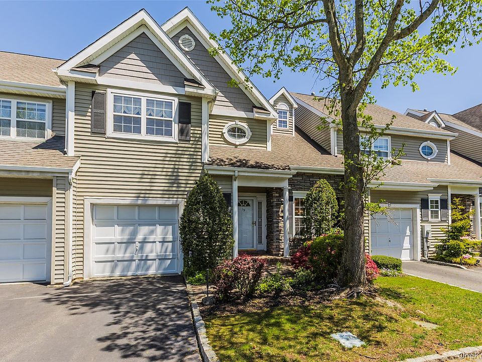 1st image of 15 Scarborough Drive