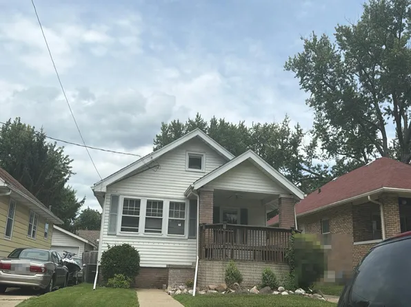 805 W Corrington Ave, Peoria, IL 61604