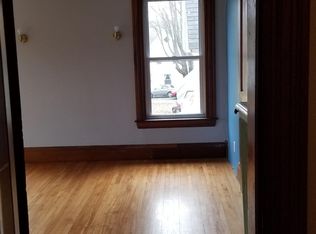 21 Cross St APT 1, Concord, NH 03303