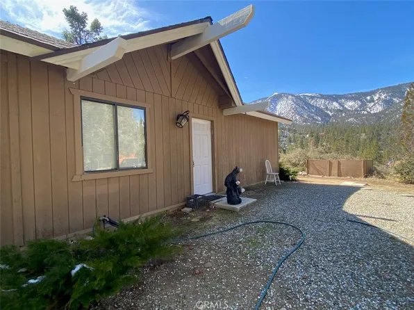 2442 Antelope Way, Pine Mountain Club, CA 93222