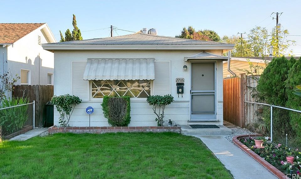 1st image of 2206 W Chandler Blvd