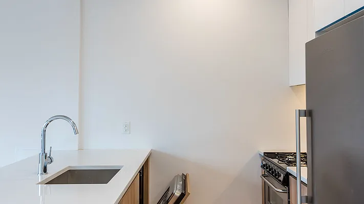 Rented by Nooklyn NYC LLC | media 4