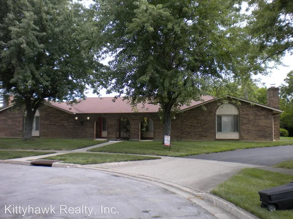 827 Woodview Ct, Vandalia, OH 45377