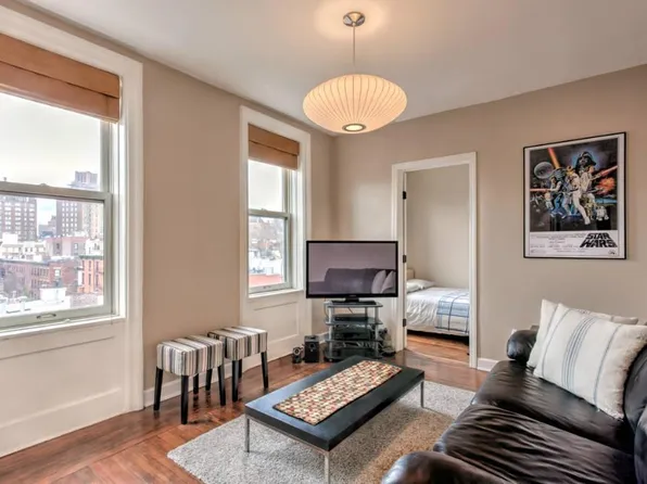 92 Perry Street image 1 of 4