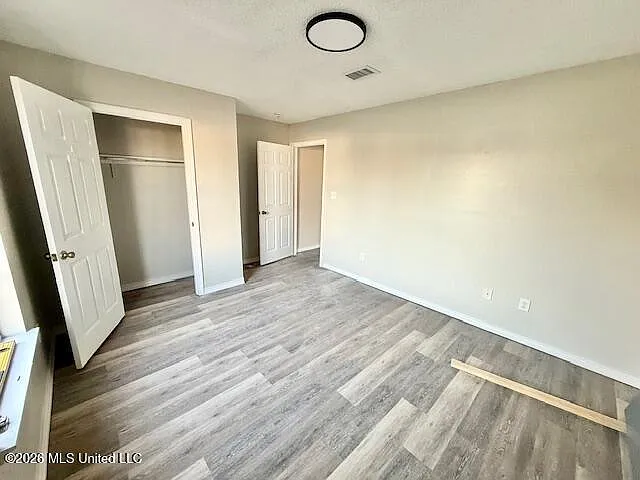 3305 N 8th St — Photo 12