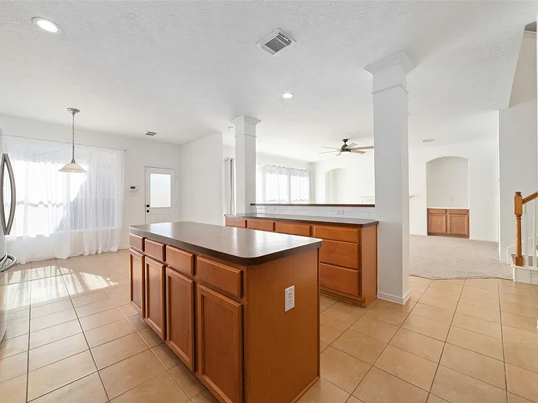2618 Bridgestone Park Ln — Photo 18