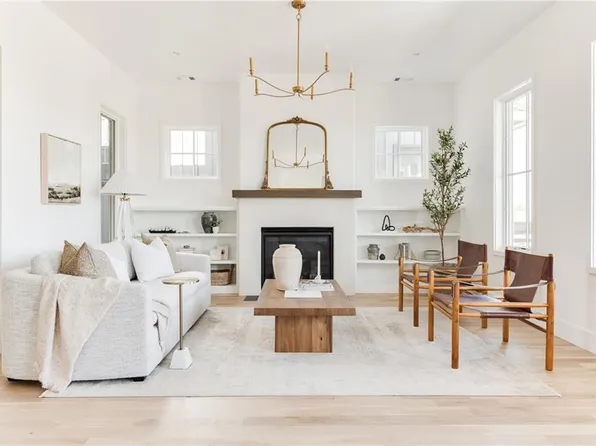 1048 SW 16th St, Oklahoma City, OK 73108