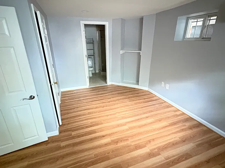1019 Columbia Rd NW #B — Photo 2