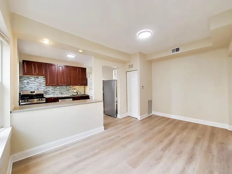 2235 N Kedzie Blvd #3 — Photo 9