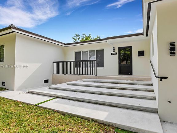 2nd image of 306 Fluvia Ave