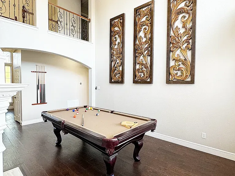 14587 Kelmscot Dr — Photo 32
