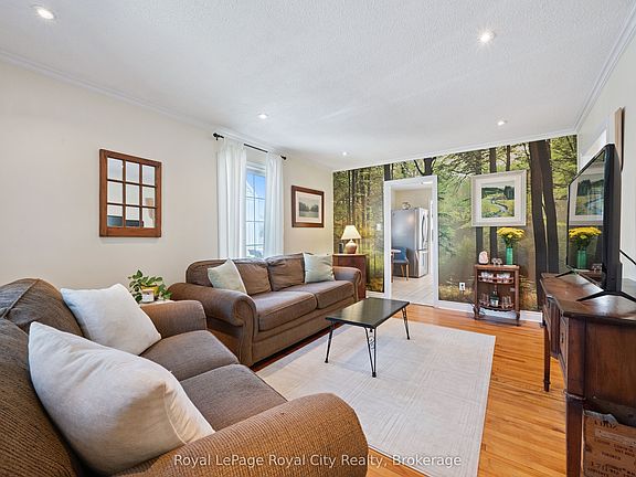 4th image of 476 Paisley Rd