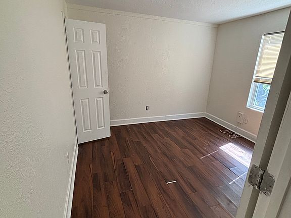 4th image of 3329 Indiana Ave #3329UNITB