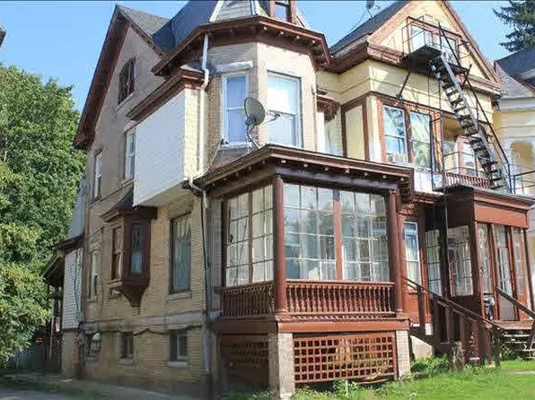 44 S Hamilton St APT 1, Poughkeepsie, NY 12601