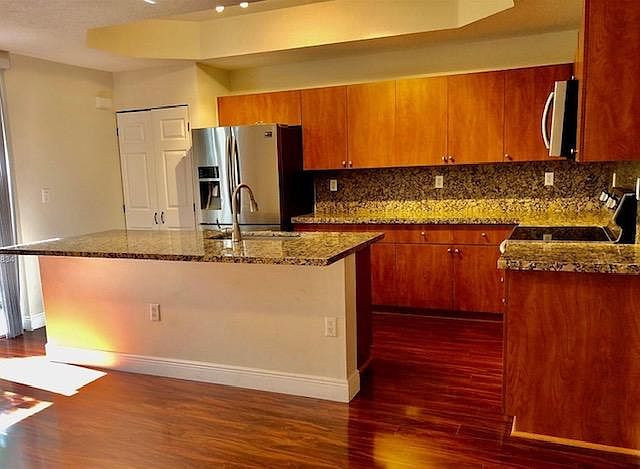 1st image of 624 SW 107th Ave #111
