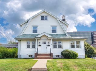 24 Summit Ave FLOOR 2, Hackensack, NJ 07601