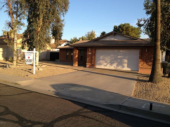2nd image of 3363 E Florian Ave