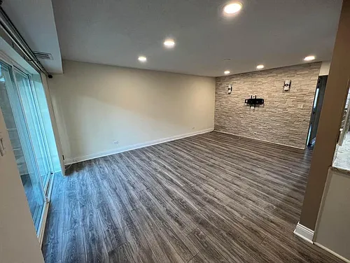 908 Casey Ct #3 Photo 1