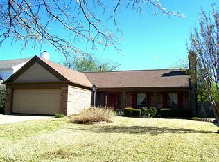 411 Newberry St, Grand Prairie, TX 75052