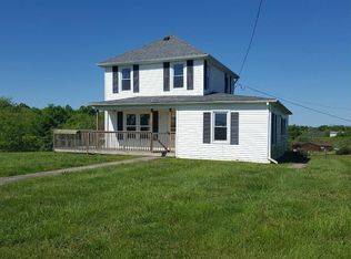 1021 Beaver Lake Rd, Lawrenceburg, KY 40342