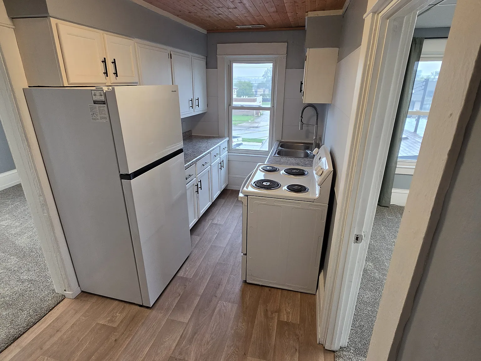 1 bed, 684 sqft, $800 — Photo 1