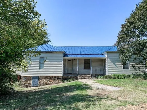 704 NW Kiowa Ave, McAlester, OK 74501