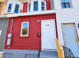 325 W Hanover St, Trenton, NJ 08618