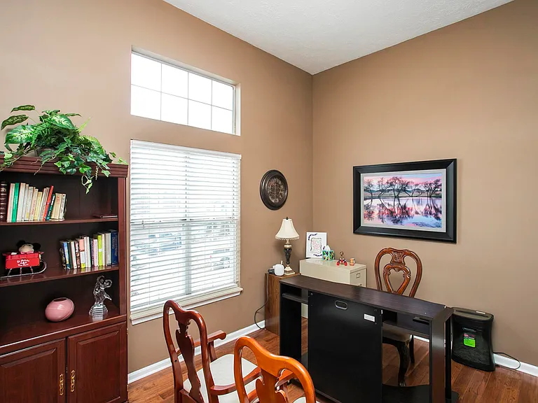1508 Clover Ct — Photo 16