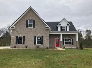 738 Sapphire Dr, Murfreesboro, TN 37128
