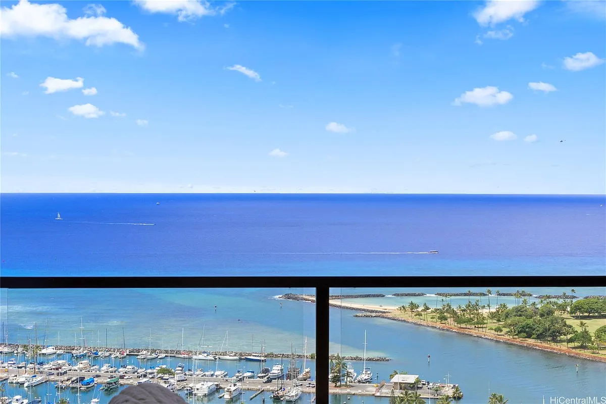 Building Photo - 1650 Ala Moana Blvd #4005-1