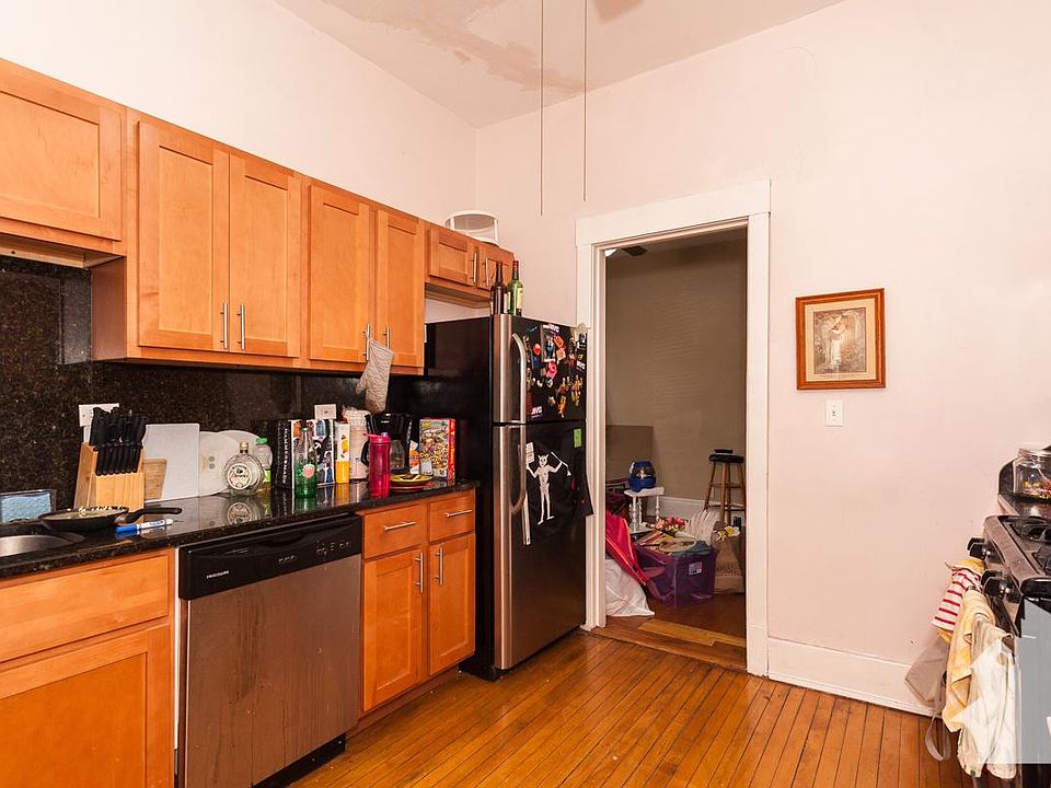 1st image of 1536 W Leland Ave #1W