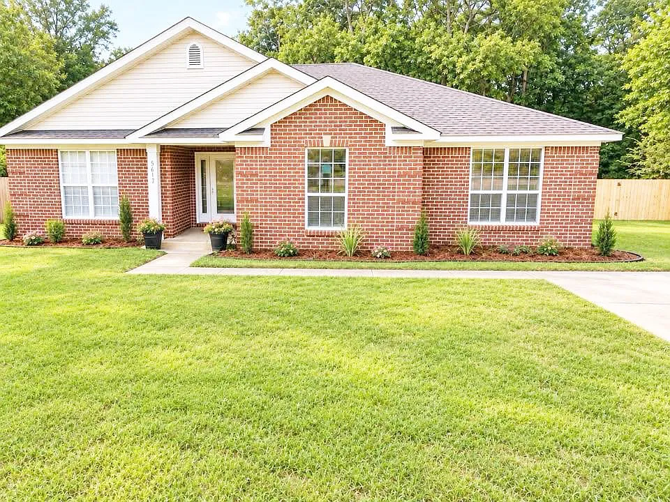 15950 Pecan View Dr