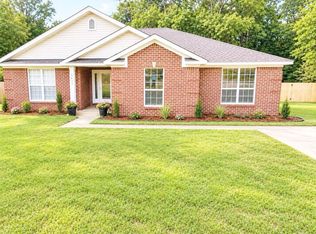 15950 Pecan View Dr, Loxley, AL 36551