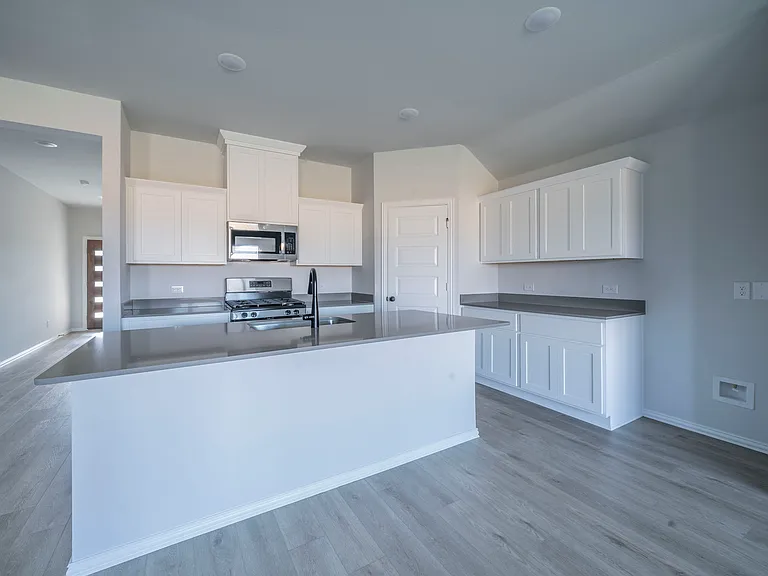 516 Ridgewood Dr — Photo 8