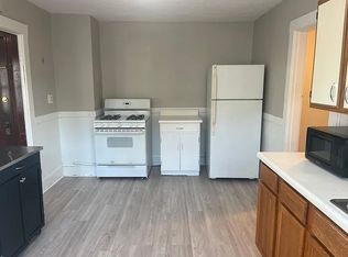 11 Nathan Rd FLOOR 2, Waltham, MA 02453
