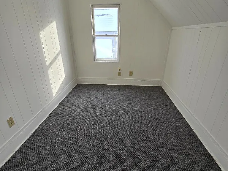 Unit Photo
